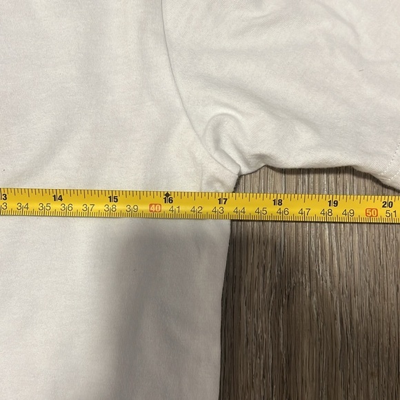 Columbia Graphic T-Shirt​​​​ - Picture 5 of 8